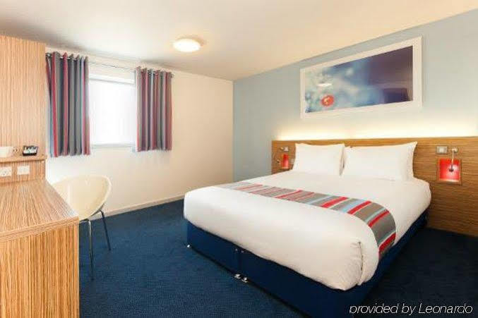 Travelodge Liverpool Stonedale Park Zewnętrze zdjęcie